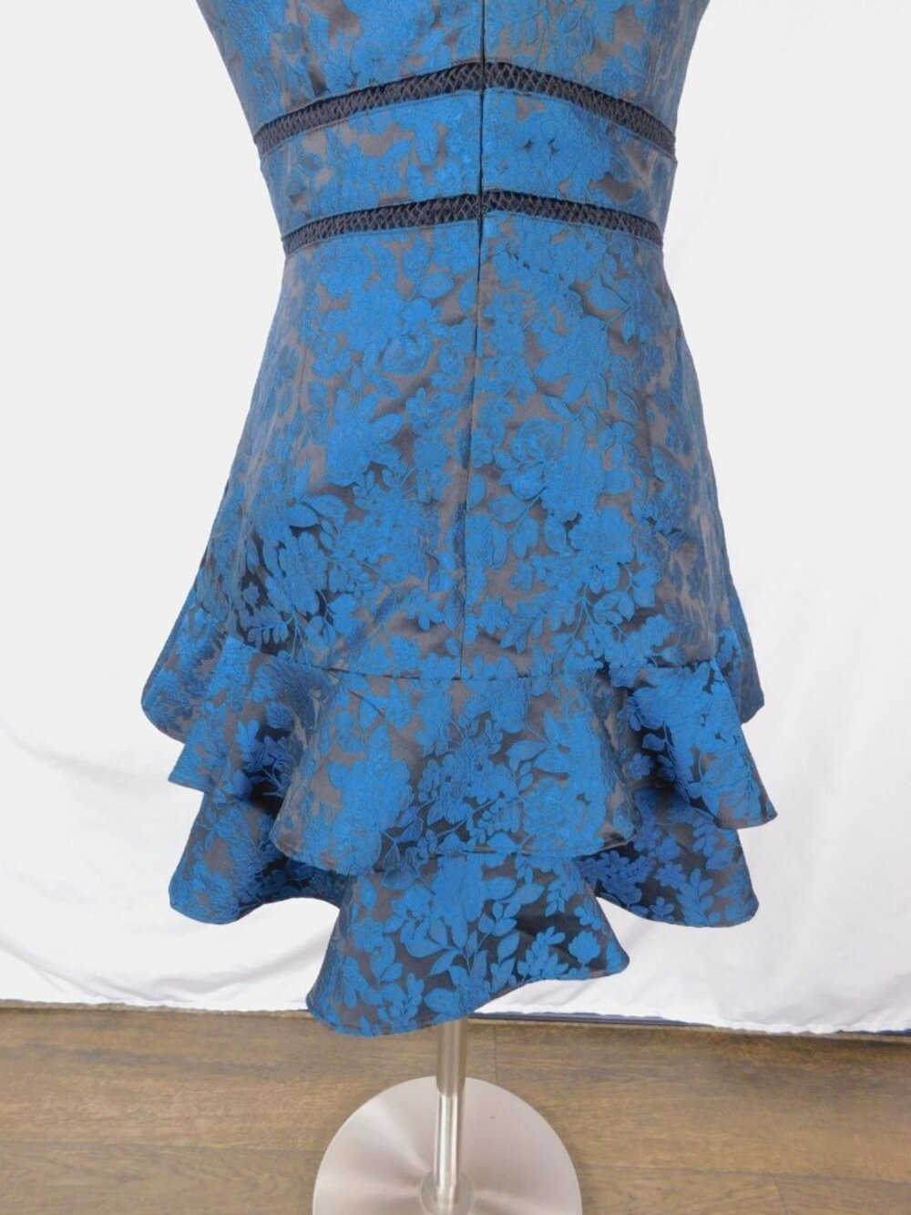Blue & Black Floral Jacquard Dress With Ruffle Hem Small V-Neck And Cap Sleeves - Picture 10 of 12